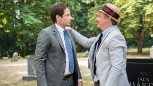 THE X-FILES: David Duchovny and guest star Rhys Darby in the "Mulder & Scully Meet the Were-monster" episode of THE X-FILES airing Monday, Feb. 1 (8:00-9:00 PM ET/PT) on FOX. ©2016 Fox Broadcasting Co. Cr: Ed Araquel/FOX